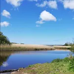 Moymore Nyaraló *